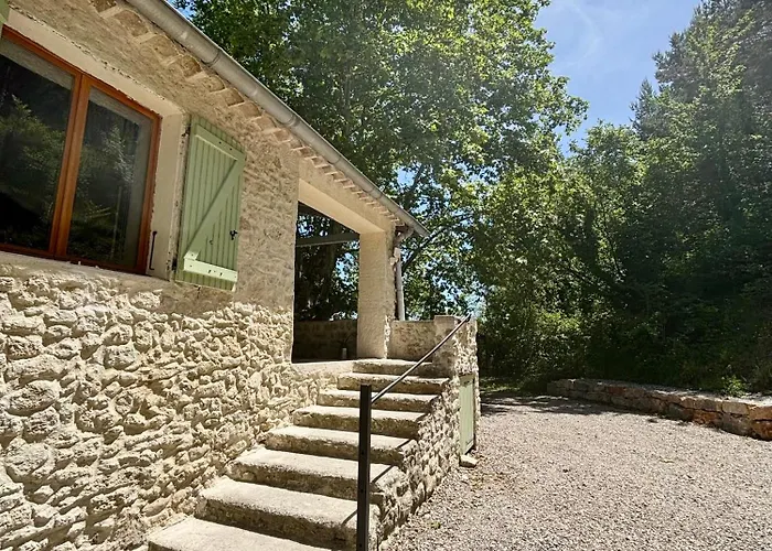 Le Petit Chalus